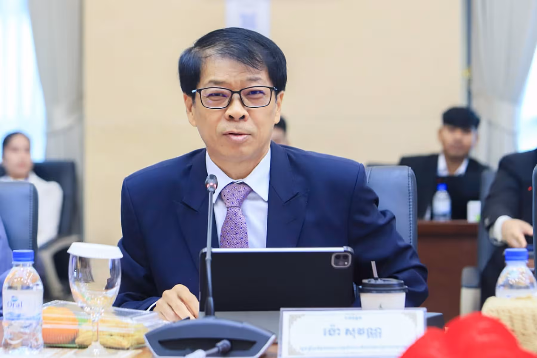 ឯកឧត្តម ង៉ោ សុវណ្ណ រដ្ឋមន្ត្រីប្រតិភូអមនាយករដ្ឋមន្ត្រី និងជាអនុប្រធាន គ.ជ.គ.ម. ចូលរួម​ឧបត្ថម្ភ​ថវិកា​ចំនួន​ ១លានរៀល  ដេីម្បី​រៀបចំ​មហាសន្និបាត​វិសាមញ្ញ​តំណាង​សមាគម​អតីត​យុទ្ធ​ជន​កម្ពុជា​ទូទាំង​ប្រទេស