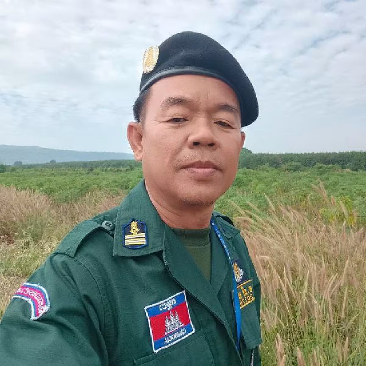 លោកវរសេនីយ៍ទោ លី សា អធិការរង នៃអធិការដ្ឋាននគរបាលស្រុកពួកចូលរួមឧបត្ថម្ភថវិកាចំនួន ២ម៉ឺនរៀល ដើម្បីរៀបចំមហាសន្និបាតវិសាមញ្ញតំណាងសមាគមអតីតយុទ្ធជនកម្ពុជាទូទាំងប្រទេស