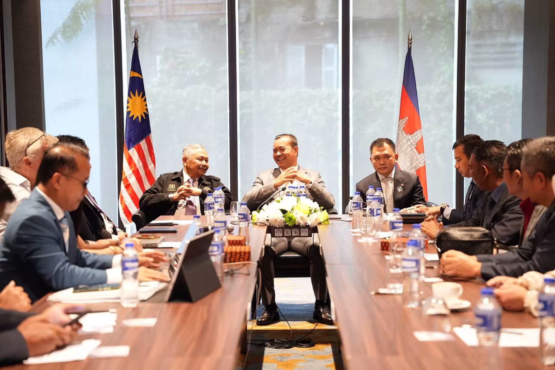 ឯកឧត្តម កៅ ថាច ប្រតិភូរាជរដ្ឋាភិបាល អញ្ជើញស្វាគមន៍ និងជួបពិភាក្សាជាមួយប្រតិភូធុរកិច្ចម៉ាឡេស៊ី