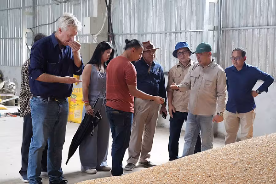 ប្រធានសមាគមអតីតយុទ្ធជនកងកម្លាំងម៉ាឡេស៊ី និងប្រតិភូវិនិយោគម៉ាឡេស៊ី ចុះពិនិត្យ និងសិក្សាសក្តានុពល កសិដ្ឋានចិញ្ចឹមគោឌីភី - Image 9