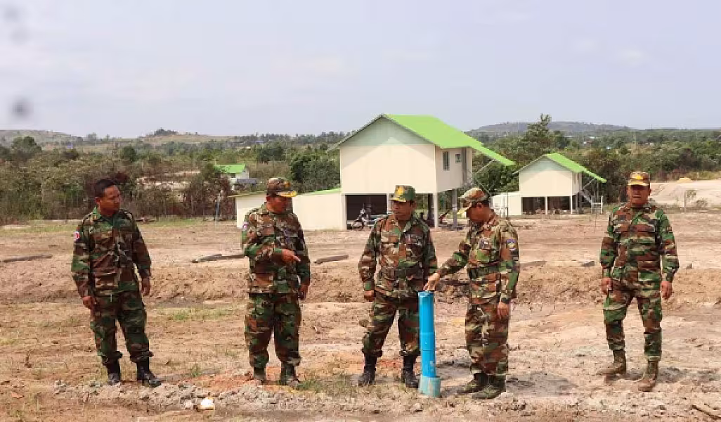 អ.ន.ក.ខេត្តព្រះសីហនុ ចុះពិនិត្យវឌ្ឍនភាពការសាងសង់ទីស្នាក់ការសមាគម - Image 4