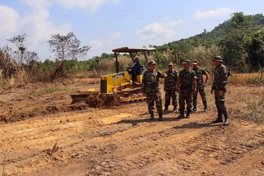 អ.ន.ក.ខេត្តព្រះសីហនុ ចុះពិនិត្យវឌ្ឍនភាពការសាងសង់ទីស្នាក់ការសមាគម - Image 6