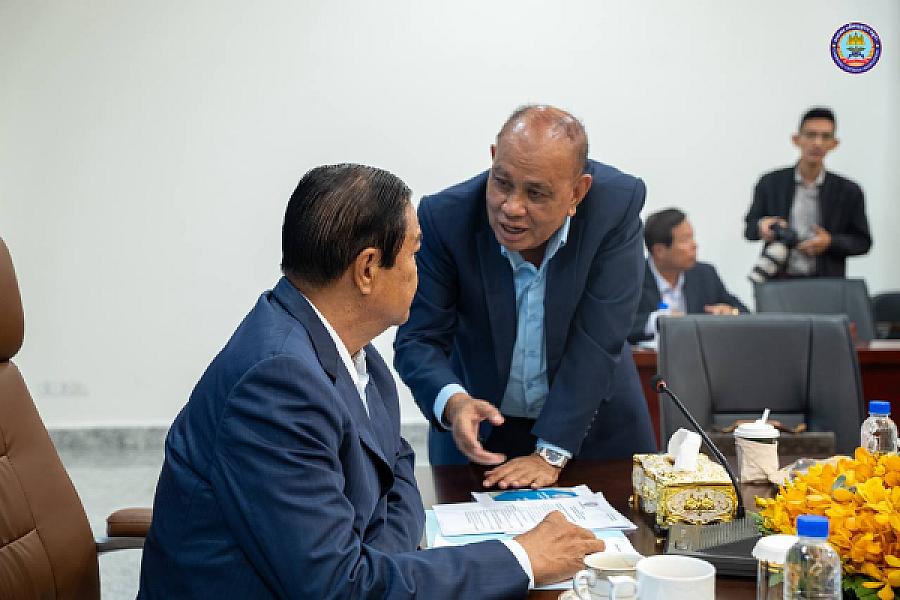 ឯកឧត្តមកិត្តិសង្គហបណ្ឌិត គន់ គីមអញ្ជើញជាអធិបតីភាពដឹកនាំកិច្ចប្រជុំគណៈកម្មការចំពោះកិច្ចដឹកនាំរៀបចំមហាសន្និបាតវិសាមញ្ញតំណាងសមាគមអតីតយុទ្ធជនកម្ពុជាទូទាំងប្រទេស - Image 2