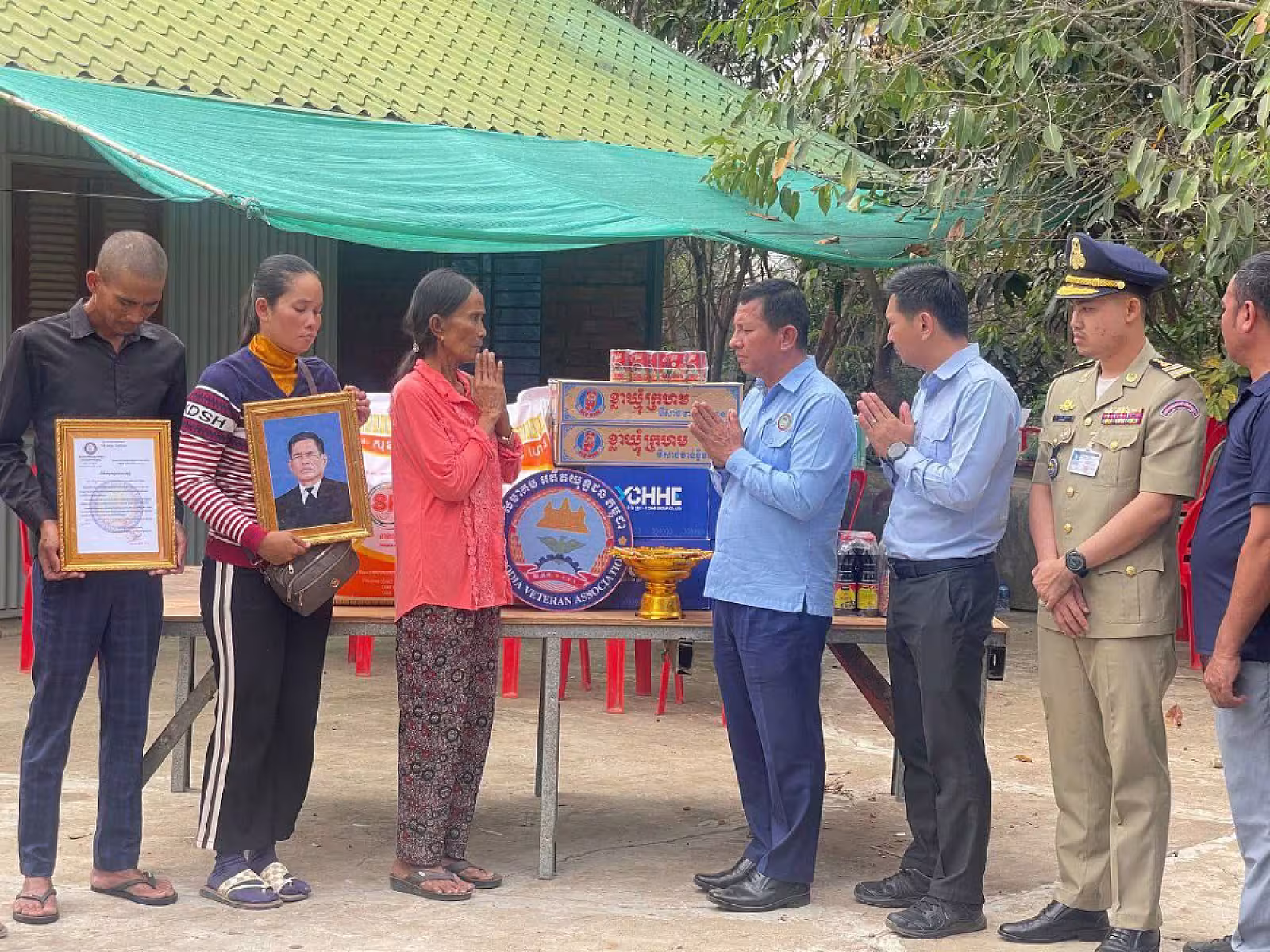 អ.ន.ក. ស្រុកពញាឮ នាំយកអំណោយ និងថវិកាបេឡាមរណសង្គ្រោះ ជូនដល់គ្រួសារសពសមាជិក