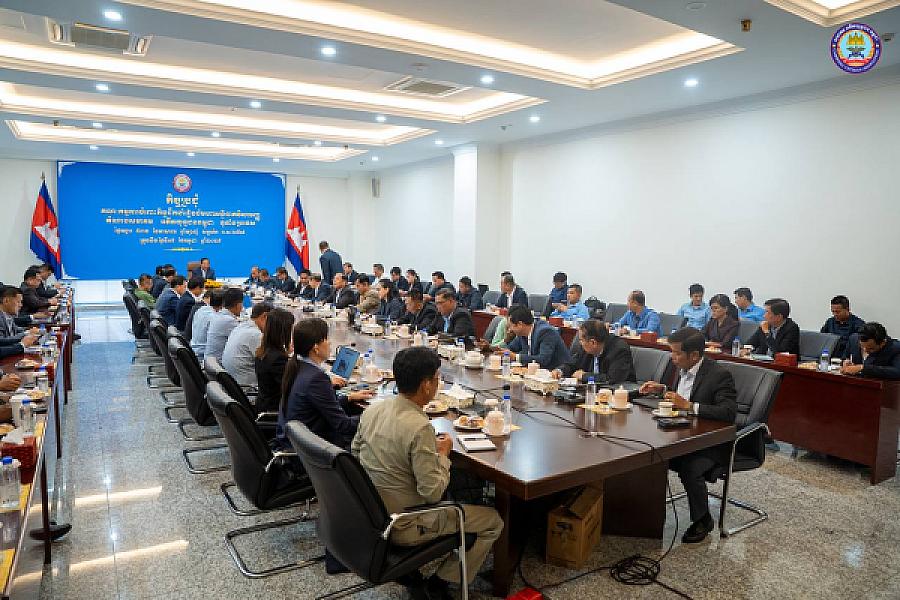 ឯកឧត្តមកិត្តិសង្គហបណ្ឌិត គន់ គីមអញ្ជើញជាអធិបតីភាពដឹកនាំកិច្ចប្រជុំគណៈកម្មការចំពោះកិច្ចដឹកនាំរៀបចំមហាសន្និបាតវិសាមញ្ញតំណាងសមាគមអតីតយុទ្ធជនកម្ពុជាទូទាំងប្រទេស - Image 8