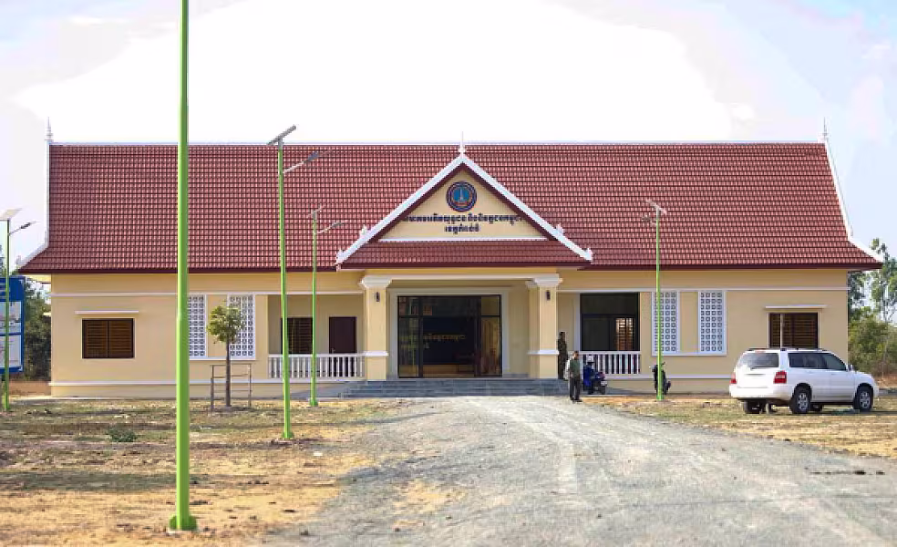 ឯកឧត្តម អ៊ុក ឃ្នួច អញ្ជើញចុះពិនិត្យអគារទីស្នាក់ការ អ.ន.ក. ខេត្តកំពង់ធំ - Image 5