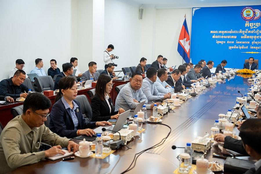 ឯកឧត្តមកិត្តិសង្គហបណ្ឌិត គន់ គីមអញ្ជើញជាអធិបតីភាពដឹកនាំកិច្ចប្រជុំគណៈកម្មការចំពោះកិច្ចដឹកនាំរៀបចំមហាសន្និបាតវិសាមញ្ញតំណាងសមាគមអតីតយុទ្ធជនកម្ពុជាទូទាំងប្រទេស - Image 10