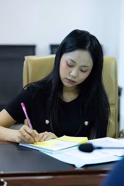 ឯកឧត្តម ស៊ូនី វង្សវិសិដ្ឋ ដឹកនាំកិច្ចប្រជុំណែនាំភារកិច្ច និងរៀបចំផែនការការងារនៃគណៈជំនាញឃោសនា អប់រំ និងផ្សព្វផ្សាយ របស់សមាគម  - Image 8