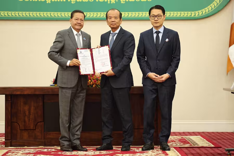 ឯកឧត្តមសន្តិបណ្ឌិត នេត សាវឿន អញ្ជើញជាអធិបតីប្រកាសសមាសភាព អ.ន.ក.តាមវិស័យចំនួន ៣២ ក្រសួង ស្ថាប័ន  - Image 17