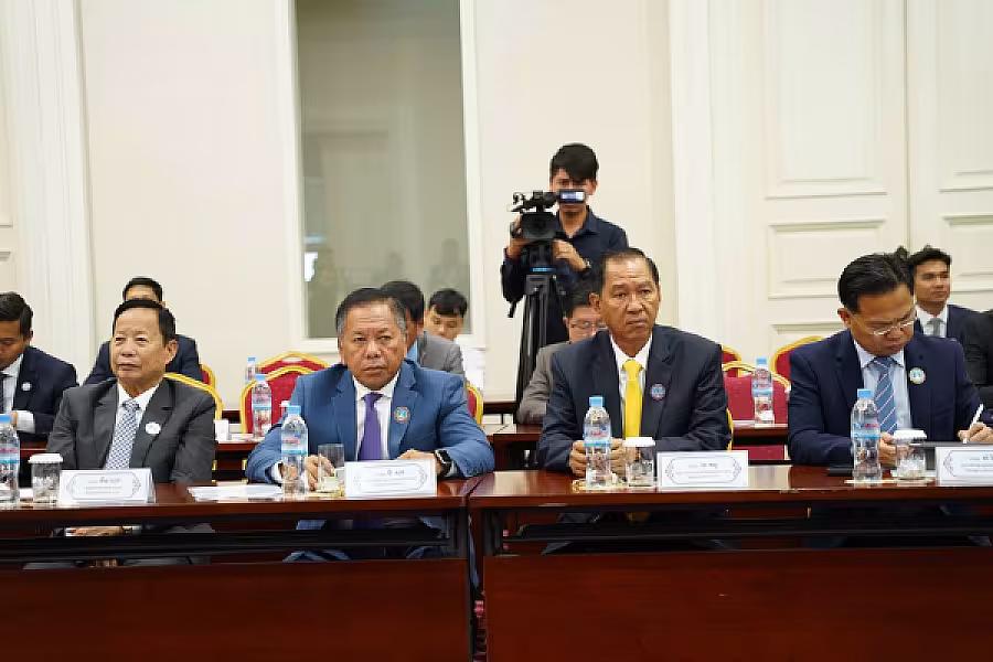 ឯកឧត្តមសន្តិបណ្ឌិត នេត សាវឿន អញ្ជើញជាអធិបតីប្រកាសសមាសភាព អ.ន.ក.តាមវិស័យចំនួន ៣២ ក្រសួង ស្ថាប័ន  - Image 33