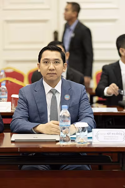 ឯកឧត្តមសន្តិបណ្ឌិត នេត សាវឿន អញ្ជើញជាអធិបតីប្រកាសសមាសភាព អ.ន.ក.តាមវិស័យចំនួន ៣២ ក្រសួង ស្ថាប័ន  - Image 56