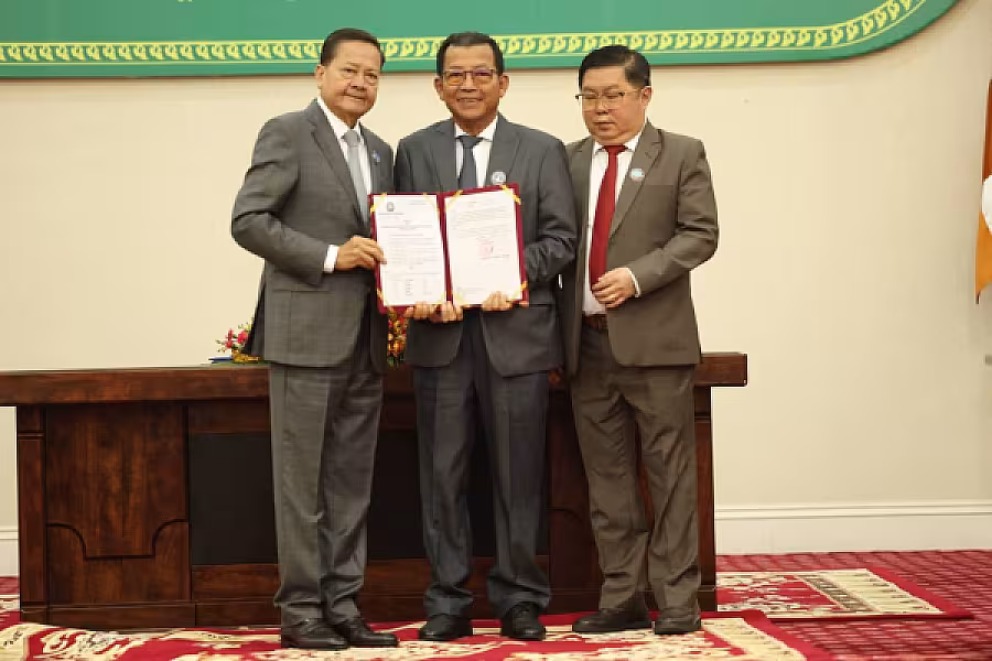 ឯកឧត្តមសន្តិបណ្ឌិត នេត សាវឿន អញ្ជើញជាអធិបតីប្រកាសសមាសភាព អ.ន.ក.តាមវិស័យចំនួន ៣២ ក្រសួង ស្ថាប័ន  - Image 59