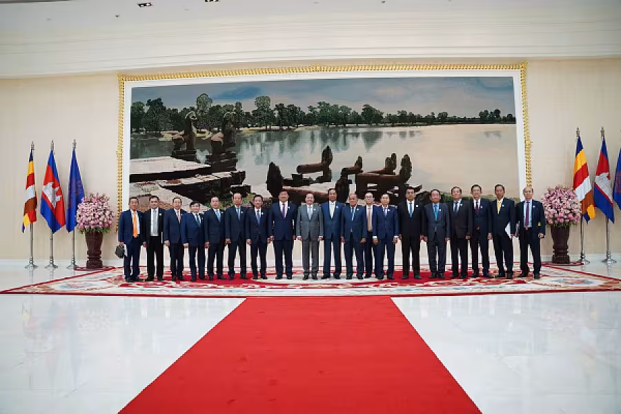 ឯកឧត្តមសន្តិបណ្ឌិត នេត សាវឿន អញ្ជើញជាអធិបតីប្រកាសសមាសភាព អ.ន.ក.តាមវិស័យចំនួន ៣២ ក្រសួង ស្ថាប័ន  - Image 81