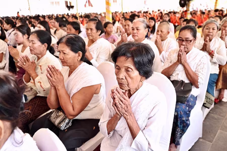 ឯកឧត្តមអ្នកឧកញ៉ា ម៉ម វណ្ណឌី អញ្ជើញចូលរួមពិធីបុណ្យឧទ្ទិសកុសលជូនវីរកងកម្លាំងប្រដាប់អាវុធពលីការពារបូរណភាពទឹកដី  - Image 11