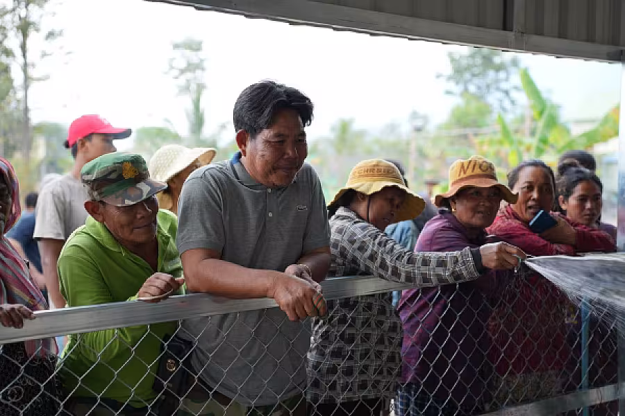 ឯកឧត្តមបណ្ឌិត កៅ ថាច និងឯកឧត្តមអ្នកឧកញ៉ា ម៉ម វណ្ណឌី អញ្ជើញចុះពិនិត្យវឌ្ឍនភាពគម្រោងចិញ្ចឹមជ្រូកកណ្តុរ - Image 7