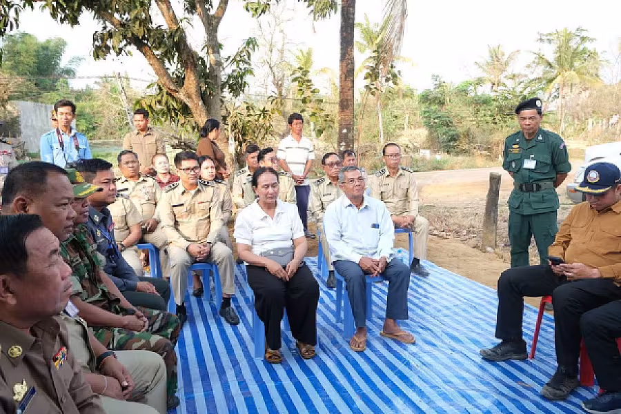 ឯកឧត្តម អ៊ុក ឃ្នួច អញ្ជើញប្រគល់ផ្ទះជូនអតីតយុទ្ធជន នៅខេត្តបាត់ដំបង - Image 3