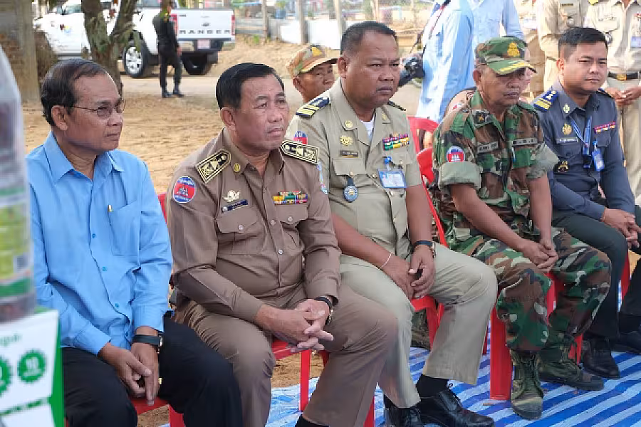 ឯកឧត្តម អ៊ុក ឃ្នួច អញ្ជើញប្រគល់ផ្ទះជូនអតីតយុទ្ធជន នៅខេត្តបាត់ដំបង - Image 7