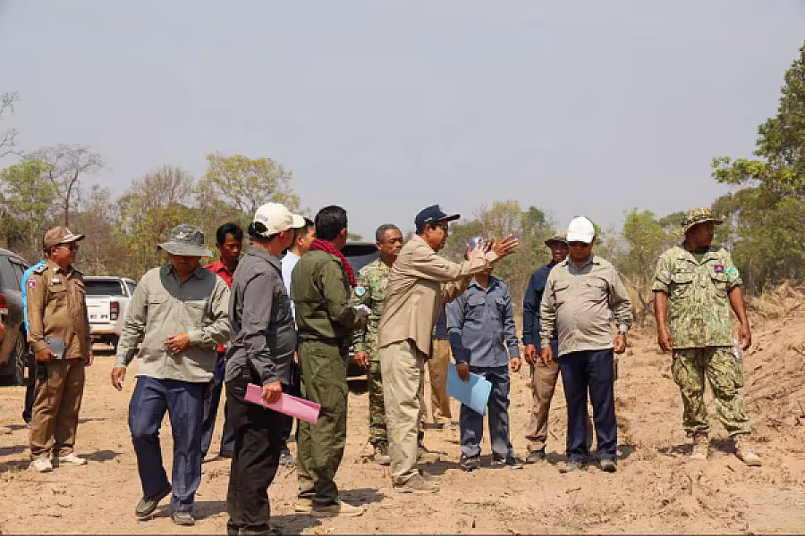 ឯកឧត្តម គន់ គីម ចុះពិនិត្យការរៀបចំហេដ្ឋារចនាសម្ព័ន្ធសាងសង់ផ្ទះជូនអតីតយុទ្ធជននៅខេត្តព្រះវិហារ - Image 10