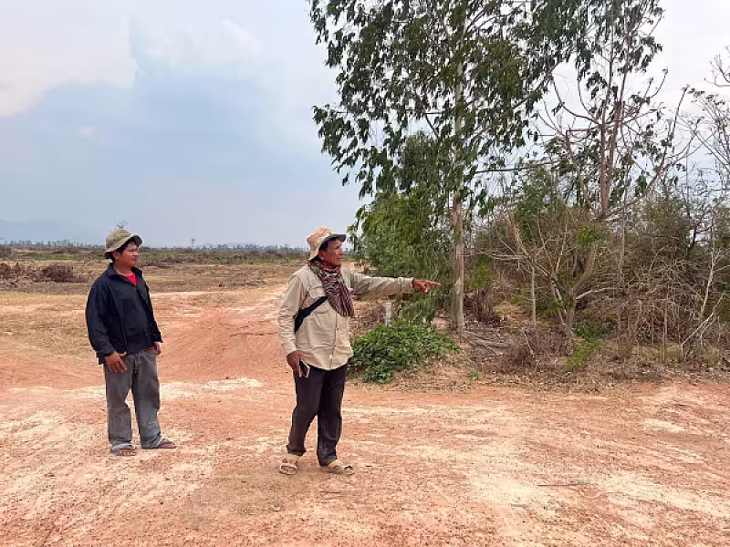 អ.ន.ក. ស្រុកគាស់ក្រឡ ចុះពិនិត្យការដ្ឋានជីកប្រឡាយនៅស្រុកគាស់ក្រឡ