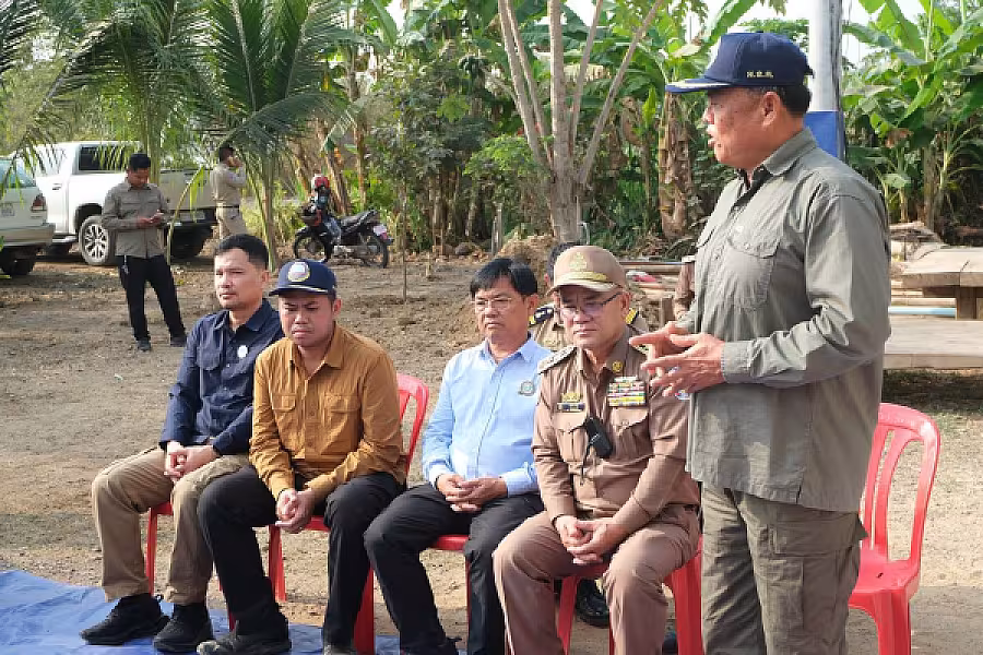 ឯកឧត្តម អ៊ុក ឃ្នួច អញ្ជើញប្រគល់ផ្ទះជូនយោធិន នៅខេត្តបាត់ដំបង - Image 9