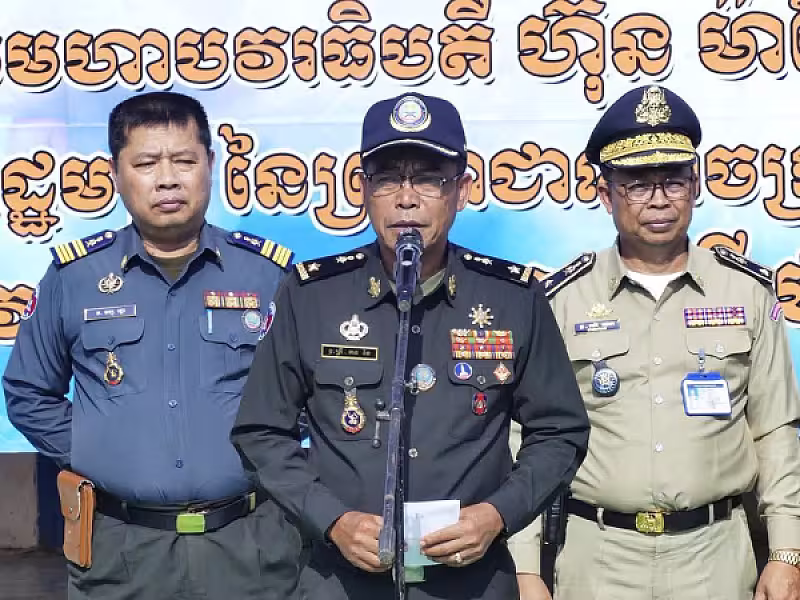 ឧត្ដមសេនីយ៍​ត្រី តន ឆៃ មេបញ្ជាការ​តំបន់​ប្រតិបត្តិការ​សឹក​រង​ខេត្ត​ និង​ជា​ប្រធាន​សមាគម​អតីត​យុទ្ធ​ជន​កម្ពុជា​ ខេត្ត ស្ទឹងត្រែង បាន​ចូល​រួម​ឧបត្ថម្ភ​ថវិកា​ចំនួន​ ៤០មុឺន​រៀល​ ដេីម្បី​រៀបចំ​មហាសន្និបាត​វិសាមញ្ញ​តំណាង​សមាគម​អតីត​យុទ្ធ​ជន​កម្ពុជា​ទូទាំង​ប្រទេស