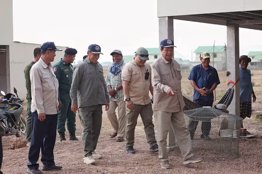 ឯកឧត្តម ទេសរដ្ឋមន្រ្តី គន់ គីម អញ្ជើញចុះសួរសុខទុក្ខអតីតយុទ្ធជន នៅខេត្តបាត់ដំបង