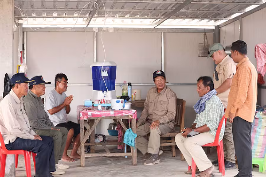 ឯកឧត្តម ទេសរដ្ឋមន្រ្តី គន់ គីម អញ្ជើញចុះសួរសុខទុក្ខអតីតយុទ្ធជន នៅខេត្តបាត់ដំបង - Image 5