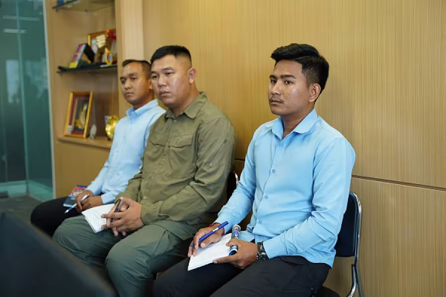 ឯកឧត្តម គីម សុផារុន ដឹកនាំកិច្ចប្រជុំពិនិត្យវឌ្ឍនភាពសម្រាប់មហាសន្និបាតសហព័ន្ធអតីតយុទ្ធជនបណ្តាប្រទេសអាស៊ានលើកទី២៥  - Image 6