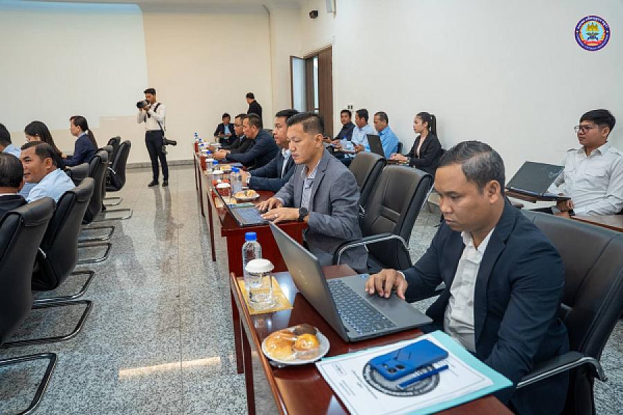 ឯកឧត្តមកិត្តិសង្គហបណ្ឌិត គន់ គីម ដឹកនាំកិច្ចប្រជុំគណៈកម្មការចំពោះកិច្ចដឹកនាំរៀបចំមហាសន្និបាតវិសាមញ្ញតំណាងសមាគមអតីតយុទ្ធជនទូទាំងប្រទេស - Image 9