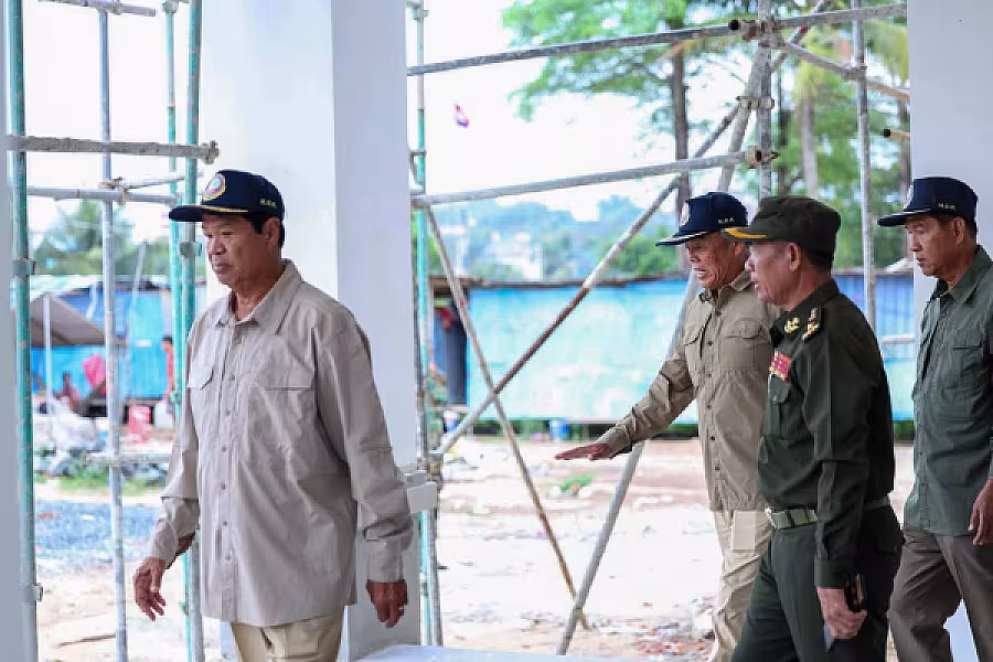 ឯកឧត្តម គន់ គីម អញ្ជើញពិនិត្យវឌ្ឍនភាពសាងសង់ទីស្នាក់ការសមាគមខេត្តព្រះសីហនុ - Image 4