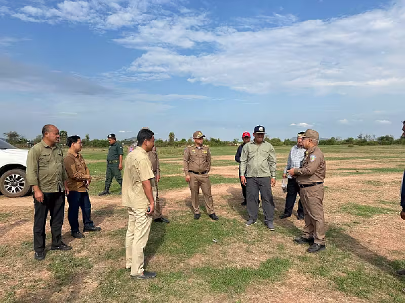 អ.ន.ក. ខេត្តបាត់ដំបង ចុះពិនិត្យការរៀបចំទីតាំងរៀបចំពិធីសំណេះសំណាល និងចែកអំណោយ - Image 2