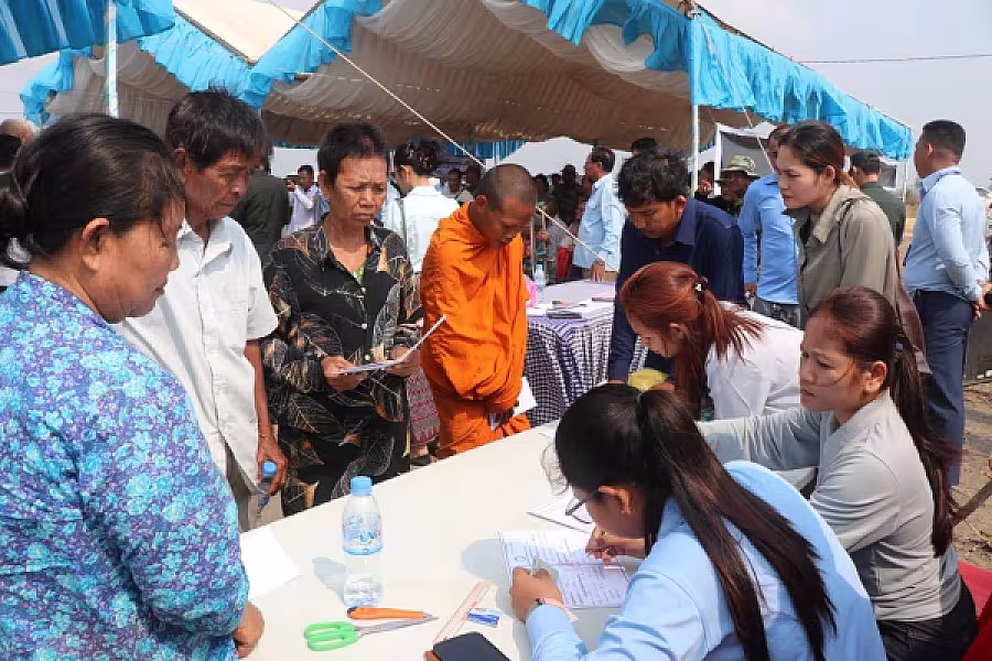 អ.ន.ក. ខេត្តកំពង់ឆ្នាំង រៀបចំចាប់ឆ្នោតជូនផ្ទះ-ដី ដល់អតីតយុទ្ធជន និងនិវត្តជន ៤៨គ្រួសារ - Image 3