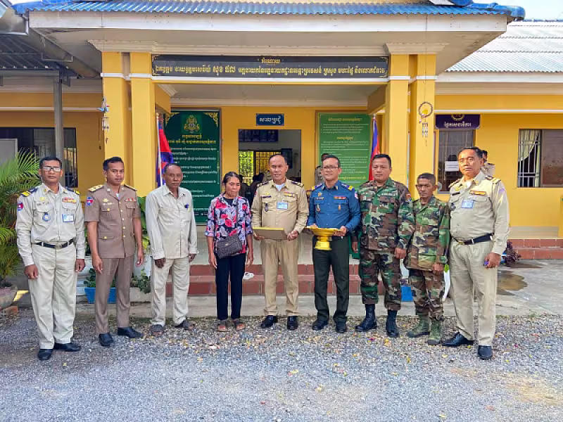 អ.ន.ក. ស្រុកបាណន់ នាំយកថវិកាបេឡាមរណសង្គ្រោះជូនគ្រួសារសពជាសមាជិក - Image 2