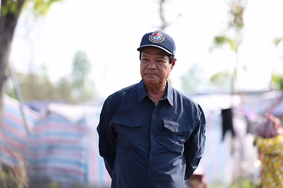 ឯកឧត្តម គន់ គីម អញ្ជើញចុះពិនិត្យវឌ្ឍនភាពសាងសង់ផ្ទះ និងការស្ថាបនាផ្លូវ នៅខេត្តព្រះវិហារ