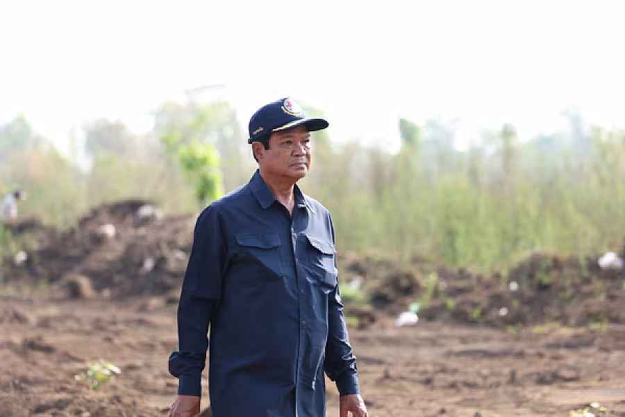 ឯកឧត្តម គន់ គីម អញ្ជើញចុះពិនិត្យវឌ្ឍនភាពសាងសង់ផ្ទះ និងការស្ថាបនាផ្លូវ នៅខេត្តព្រះវិហារ - Image 10