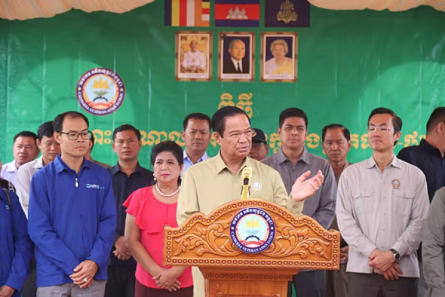 ឯកឧត្តម កិត្តិសង្គហបណ្ឌិត គន់ គីម ប្រគល់ផ្ទះ៣៨ខ្នង ជាអំណោយរបស់សម្ដេចមហាបវរធិបតី ហ៊ុន ម៉ាណែត ជូនអតីតយុទ្ធជន នៅស្រុកពញាក្រែក ខេត្តត្បូងឃ្មុំ - Image 6