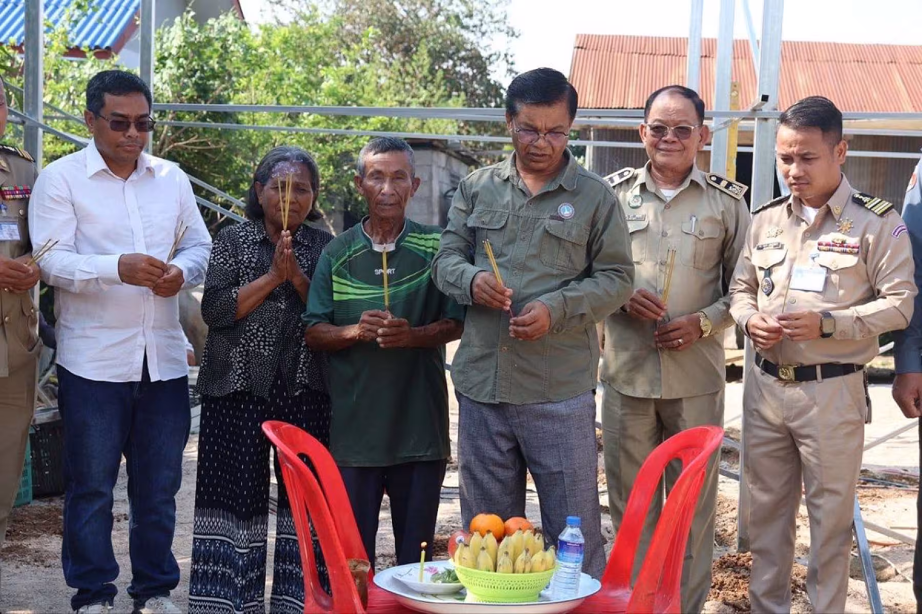 អ.ន.ក. ខេត្តប៉ៃលិនចុះសាងសង់ផ្ទះជូនសមាជិកមានជីវភាពខ្វះខាត