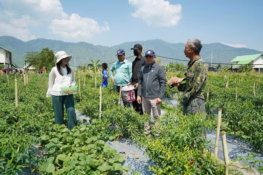 ឯកឧត្តម អ្នកឧកញ៉ា ម៉ម វណ្ណឌី ចុះពិនិត្យវឌ្ឍនភាពភូមិប៊ុនរ៉ានីសែនជ័យដំណាក់ទ្រយឹង