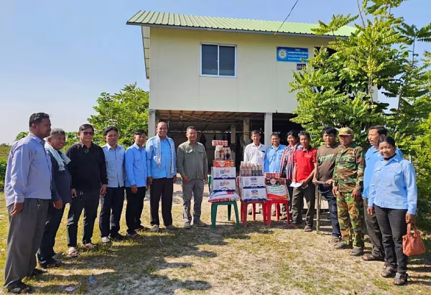 អ.ន.ក.ខេត្តកំពង់ឆ្នាំង នាំយកថវិកា និងអំណោយឧបត្ថម្ភជូនអតីតយុទ្ធជន