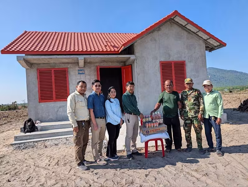 អ.ន.ក.ខេត្តកំពង់ឆ្នាំង នាំយកអំណោយឧបត្ថម្ភជូនអតីតយុទ្ធជន - Image 3