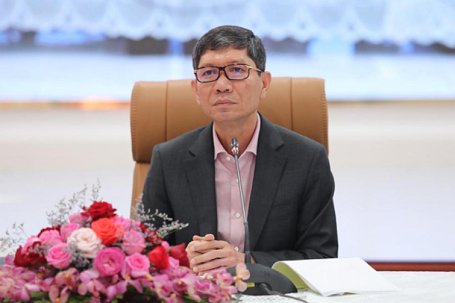 ឯកឧត្តម យឹម វិសិដ្ឋ ប្រធានអាជ្ញាធរអគ្គីសនីកម្ពុជា ចូលរួមថវិកាចំនួន ១០,០០០,០០០រៀល ដើម្បីរៀបចំមហាសន្និបាតវិសាមញ្ញតំណាងសមាគមអតីតយុទ្ធជនកម្ពុជា ទូទាំងប្រទេស