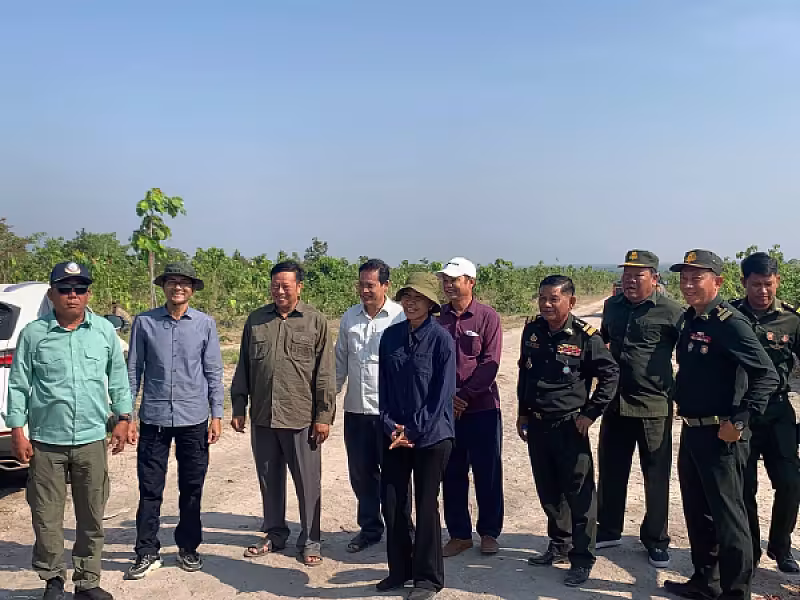 អ.ន.ក.ខេត្តកណ្តាល ដឹកនាំសមាជិក៥០គ្រួសារចុះពិនិត្យមើលដី និងផ្ទះនៅខេត្តកំពង់ឆ្នាំងបន្ទាប់ពីចាប់ឆ្នោតរួច