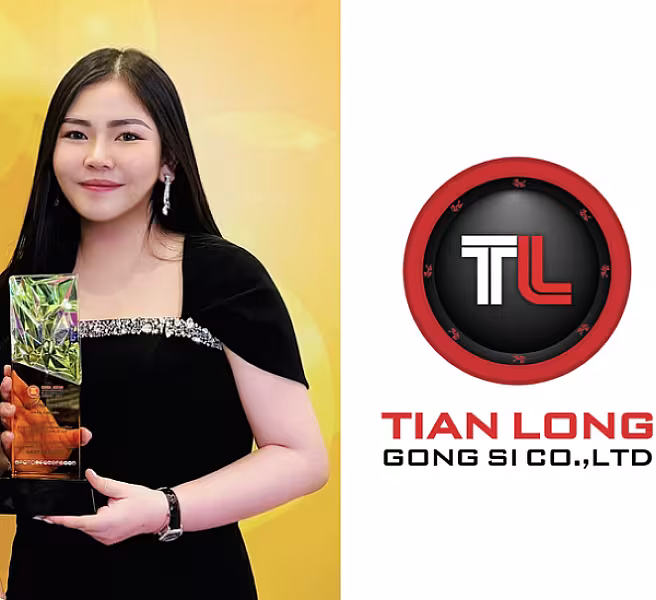 លោកជំទាវ ហ្លួង កល្យាណ អគ្គនាយិកាក្រុមហ៊ុន ធាន ទ្បុង កុង សឺ ឯ.ក (ក្រុមហ៊ុនផ្សព្វផ្សាយពាណិជ្ជកម្ម) ចូលរួមថវិកាឧបត្ថម្ភចំនួន ១លានរៀល ដើម្បីរៀបចំមហាសន្និបាតវិសាមញ្ញតំណាងសមាគមអតីតយុទ្ធជនកម្ពុជាទូទាំងប្រទេស