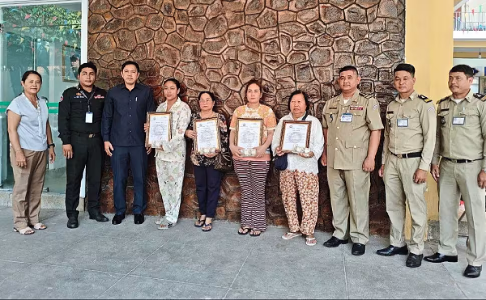 អ.ន.ក. ខណ្ឌច្បារអំពៅ នាំយកថវិកាថវិកាបេឡាមរណសង្គ្រោះជូនគ្រួសារសពសមាជិក ចំនួន ៤គ្រួសារ