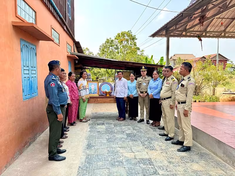 អ.ន.ក. ស្រុកពញាឮ នាំយកអំណោយ និងនាំយកថវិកាបេឡាមរណសង្គ្រោះជូនគ្រួសារសពសមាជិក - Image 2