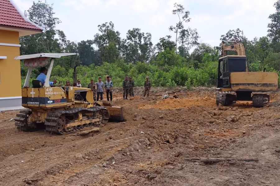 អ.ន.ក.ខេត្តព្រះសីហនុ ដឹកនាំក្រុមការងាររៀបចំសោភ័ណភាពជុំវិញទីស្នាក់ការថ្មី - Image 5