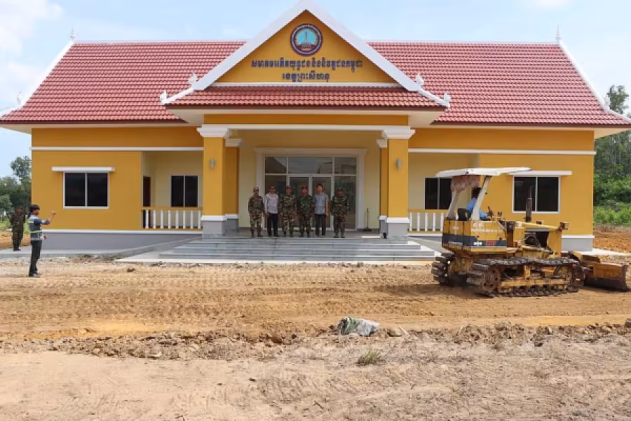 អ.ន.ក.ខេត្តព្រះសីហនុ ដឹកនាំក្រុមការងាររៀបចំសោភ័ណភាពជុំវិញទីស្នាក់ការថ្មី - Image 6