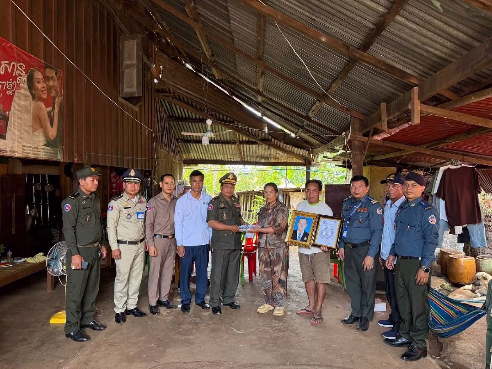 អ.ន.ក. ខេត្តរតនគិរី នាំយកថវិកាមរណសង្គ្រោះជូនគ្រួសារសពសមាជិក