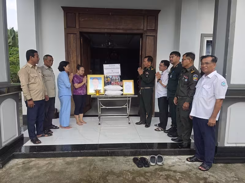អ.ន.ក.ខេត្តព្រះសីហនុ នាំយកថវិកាបេឡាមរណសង្គ្រោះជូនគ្រួសារសពជាសមាជិក - Image 2