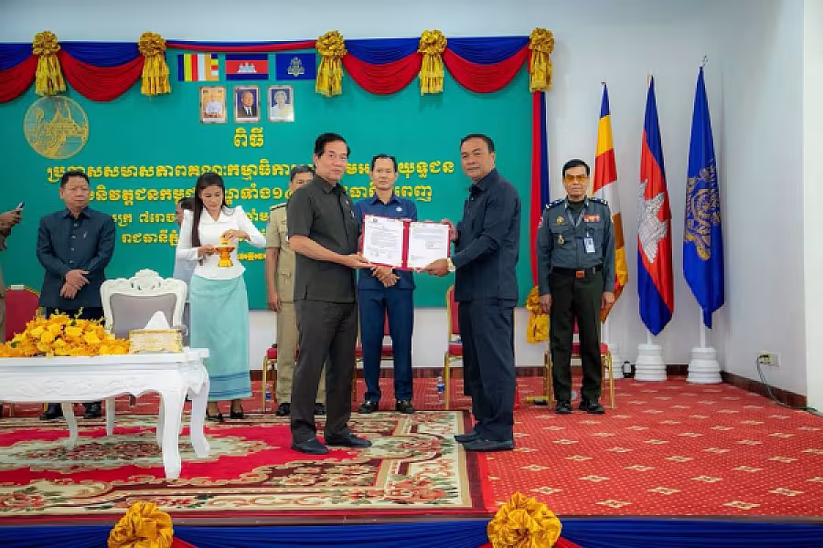 ឯកឧត្តម ឃួង ស្រេង អញ្ជើញជាអធិបតីពិធីប្រកាសសមាសភាព អ.ន.ក.ខណ្ឌទាំង១៤នៃរាជធានីភ្នំពេញ - Image 17